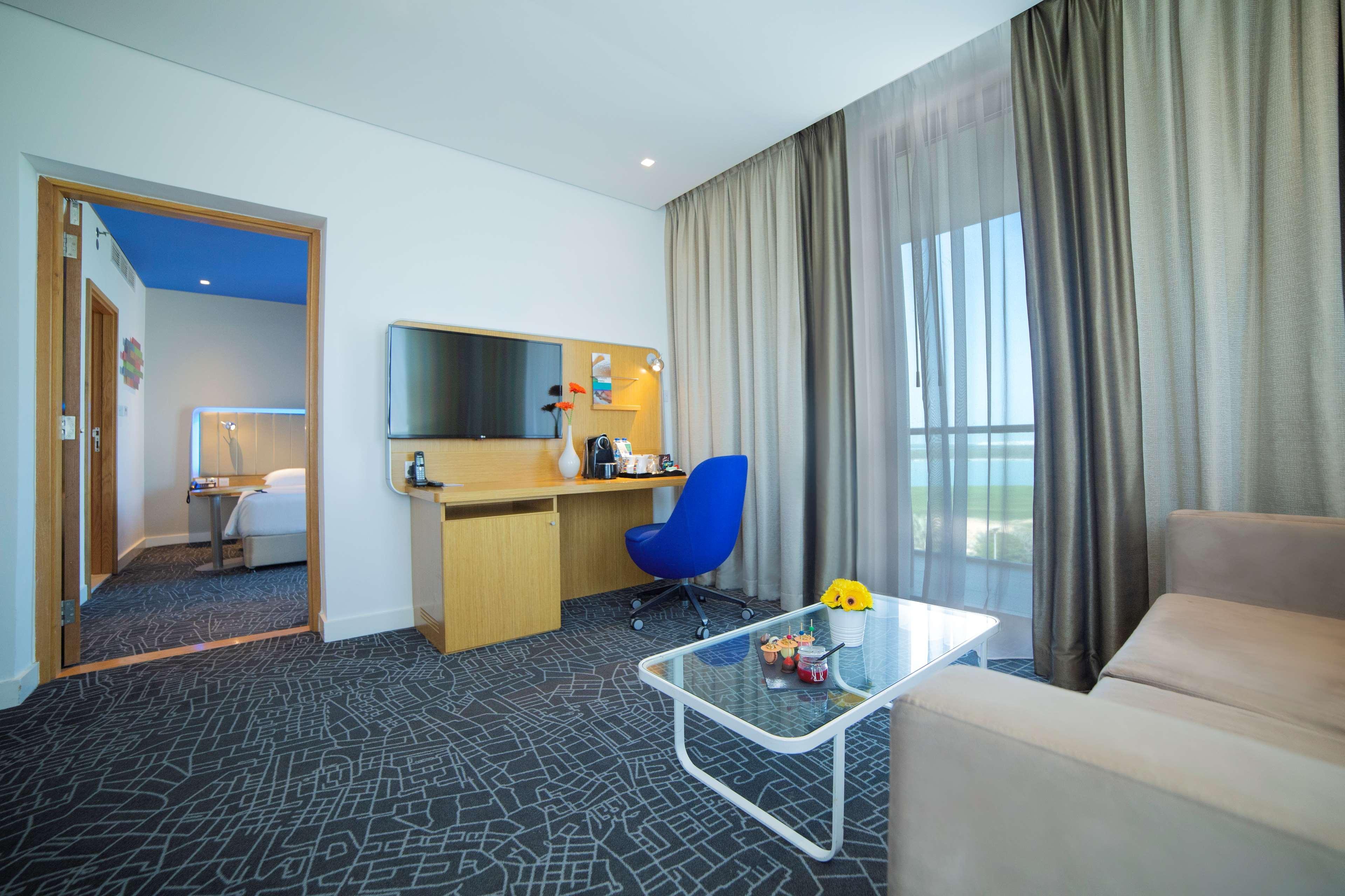 Park Inn By Radisson Abu Dhabi Yas Island Buitenkant foto