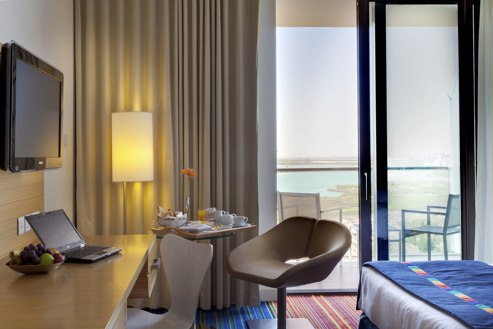 Park Inn By Radisson Abu Dhabi Yas Island Buitenkant foto